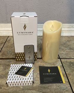 Luminara Flameless 7” Ivory Pillar Candle w/ Built In Timer & Remote