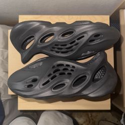 Adidas Yeezy Foam Runner ‘Onyx’