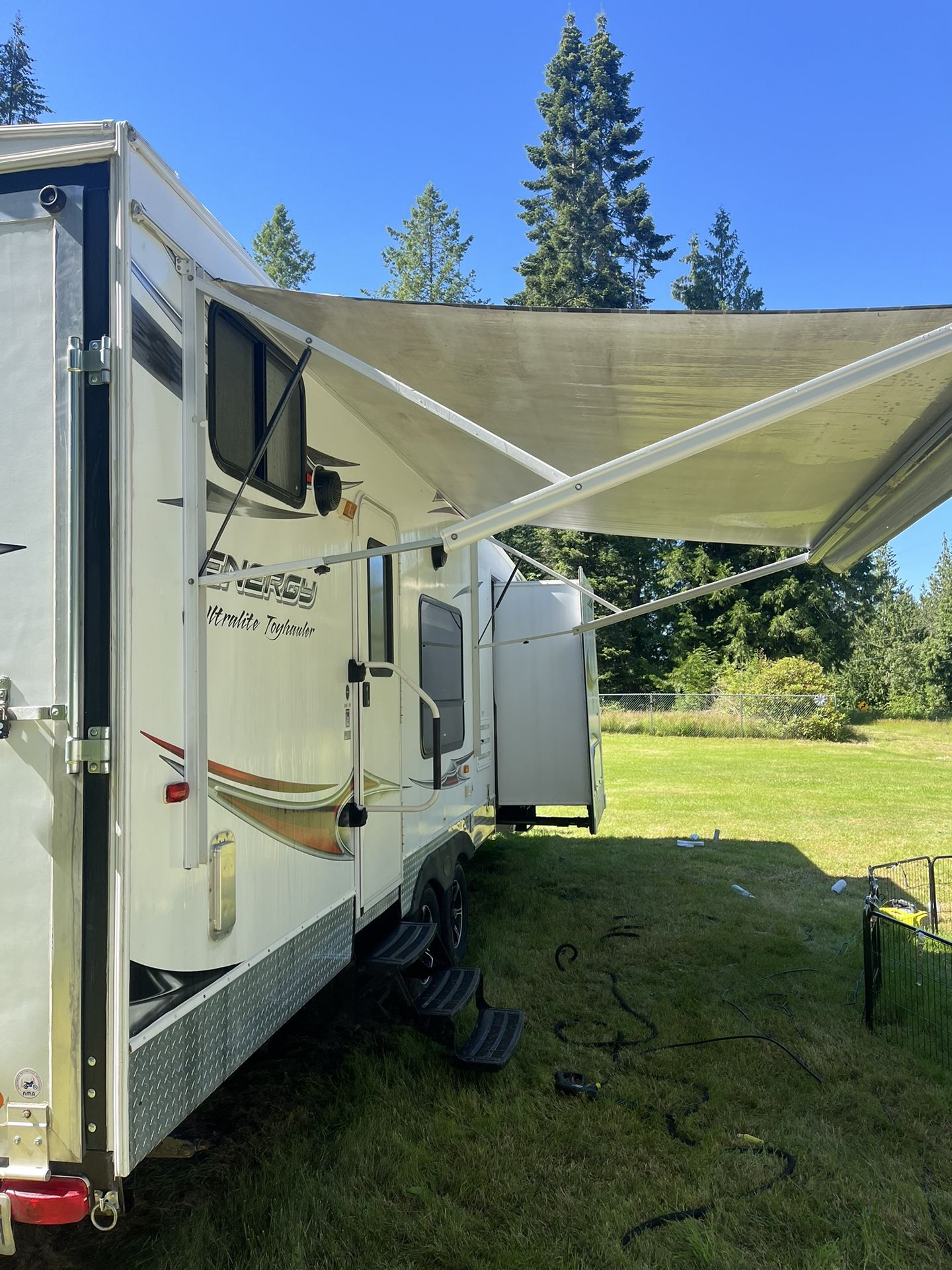 2012 Keystone Energy 245 Fb Toy hauler Trailer