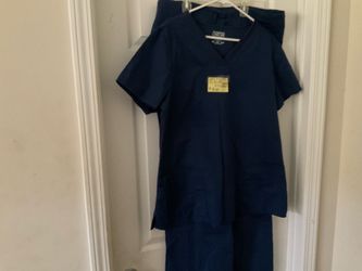 Scrubs set