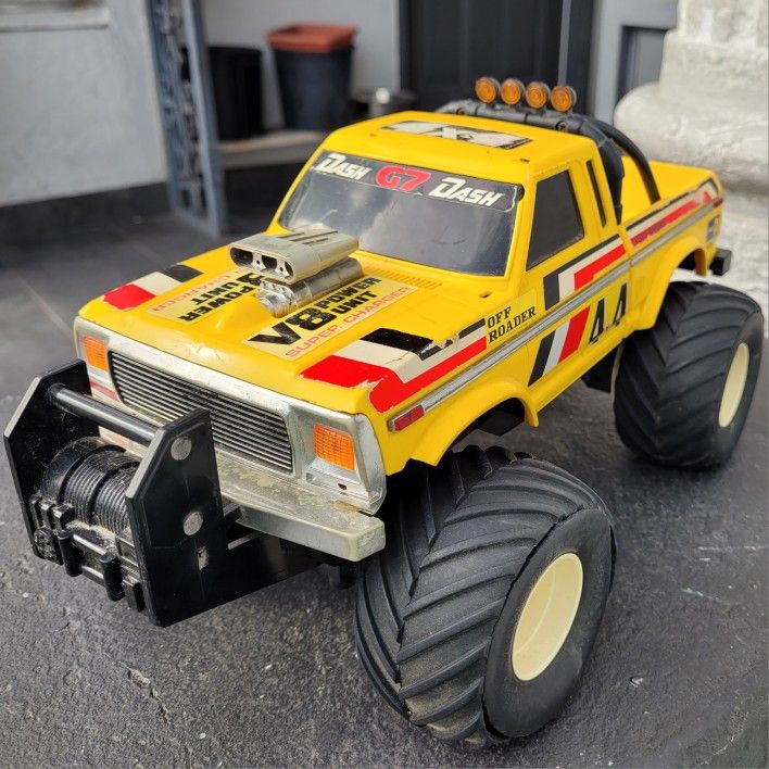 Vintage Radio Shack 4x4 Off Roader No Remote