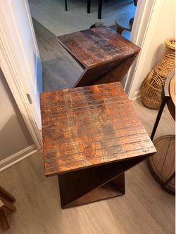 2 end tables