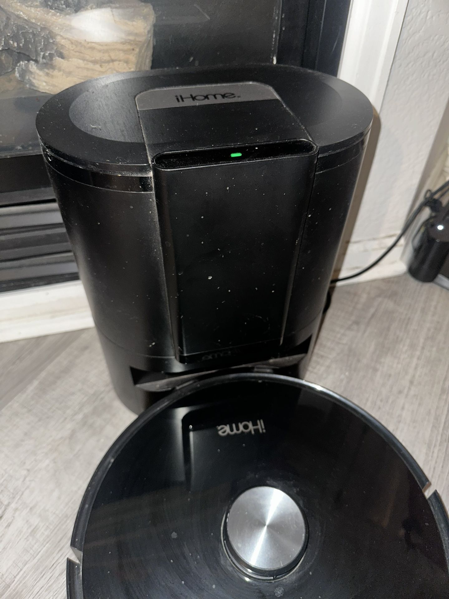 I Home Vacuum With Dust Bin Collector 
