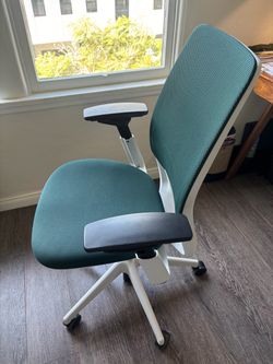 Steelcase Series 2 Chair