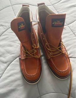 THOROGOOD MEN'S WORK BOOTS size 9