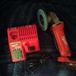 Milwaukee 18vlt Angle Grinder With Charger & Battery 