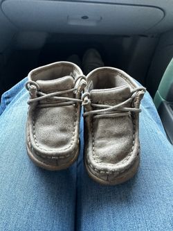 Toddler twisted X mocs