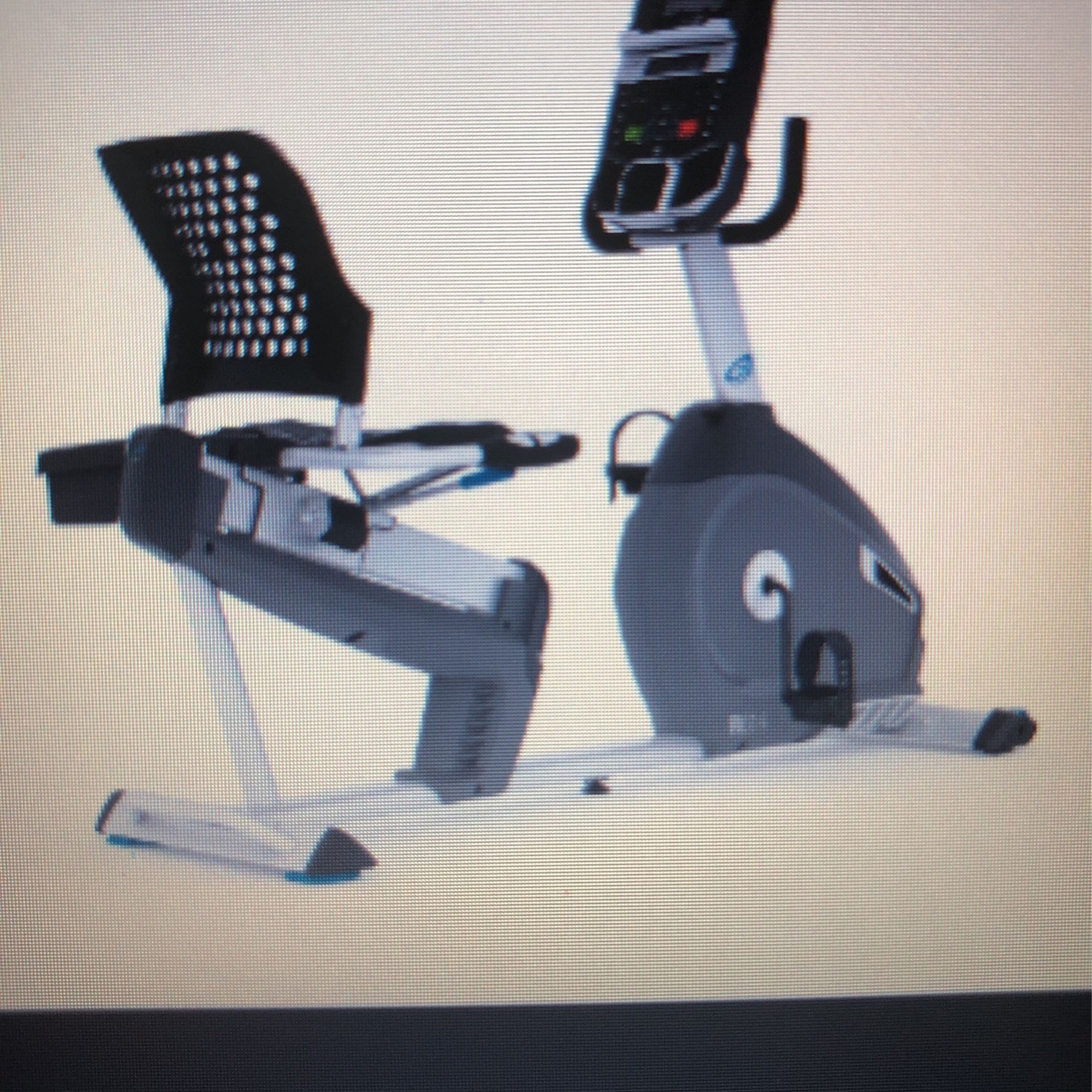 Nautilus R614 Recumbent Bike for Sale in San Diego, CA OfferUp