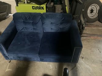 Love seat