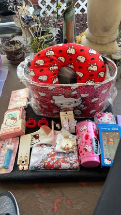 Hello Kitty Gift Set new