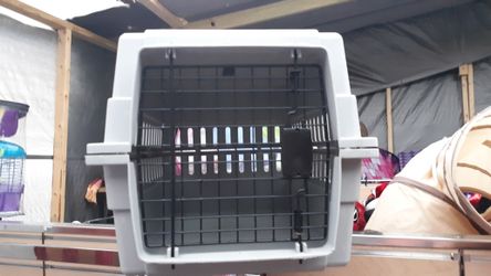 Small to medium size pet kennel