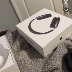 AirPod Maxes Black 