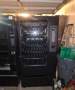 vending machine for businsess 