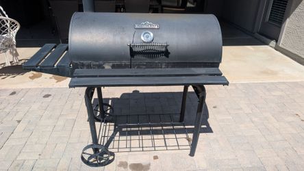 Charcoal grill