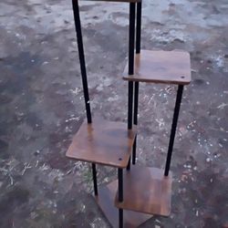Plant stand