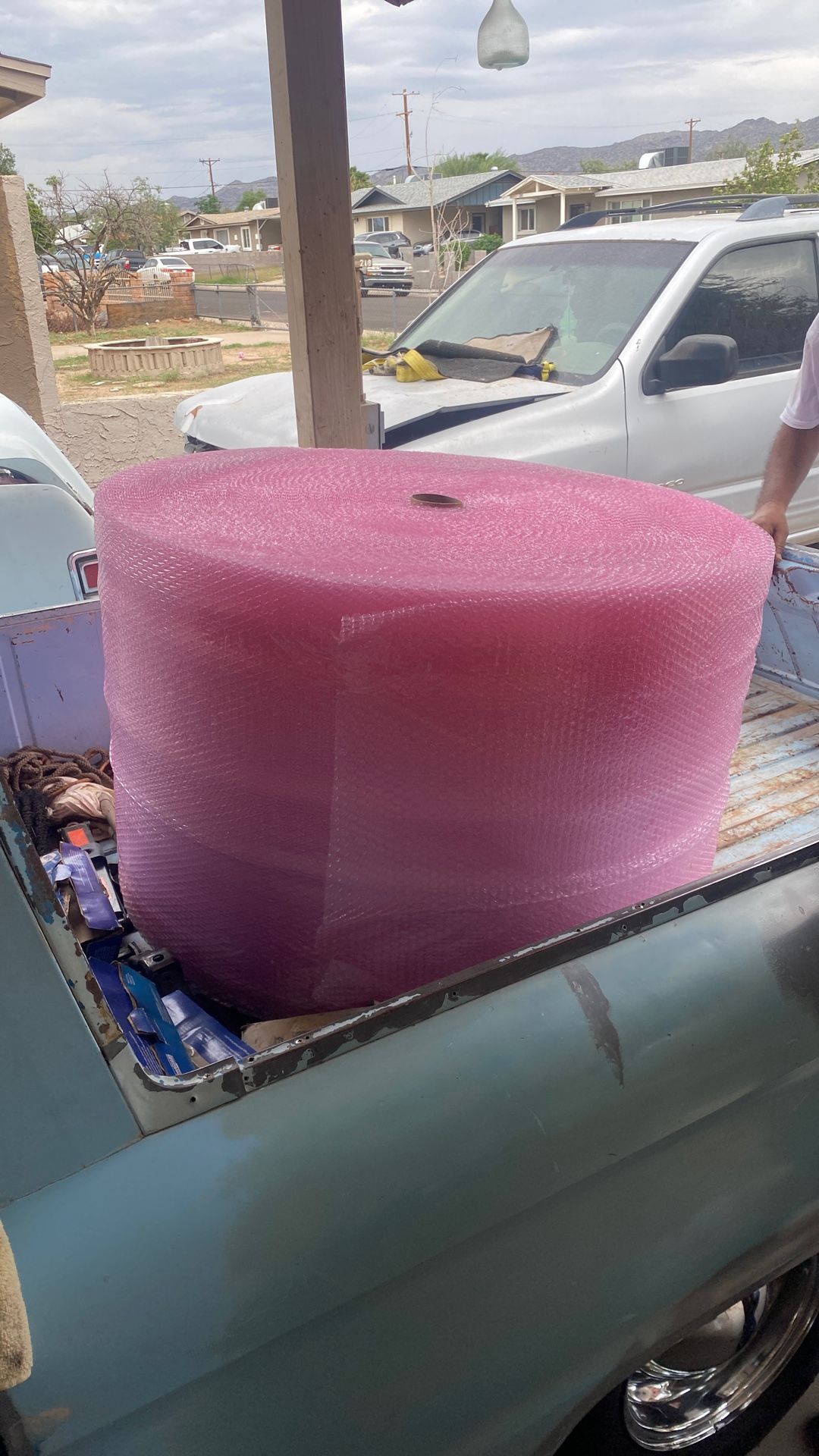 pink Bubble Roll - approximately 24" x 150', 5⁄16",