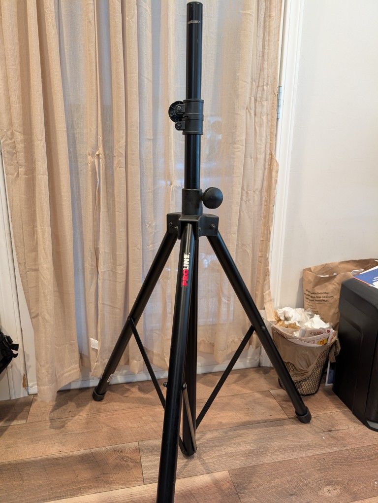 Proline Speaker Stand