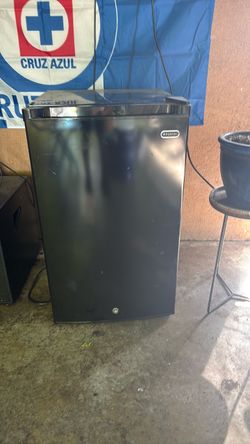 Whynter Black Compact Mini Fridge
