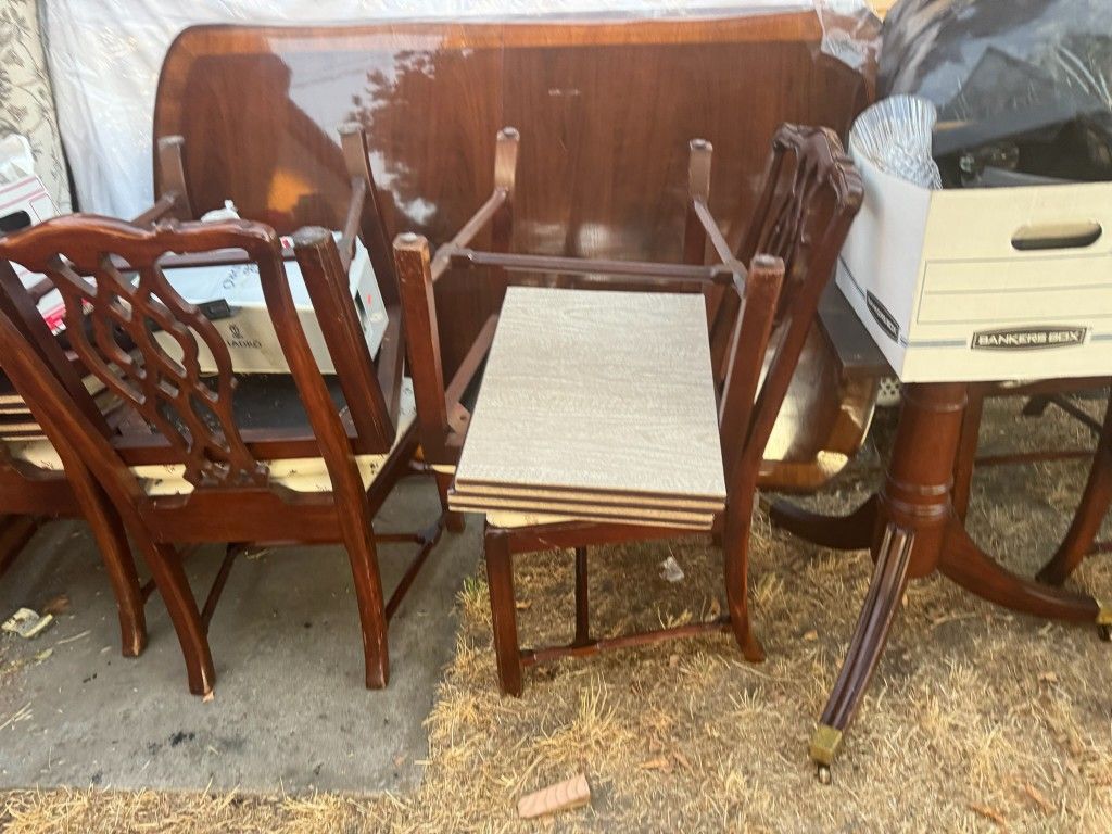 Long Table 8 Chair