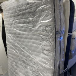 King Firm Simmons Beautyrest Mattress For Sale