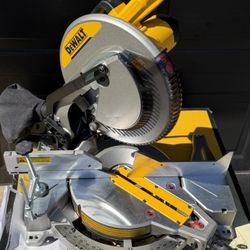 Dewalt Miter Saw 12”