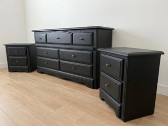 ✨ Elegant All-Black Bedroom Set ✨