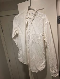 L Uniqlo White Button Down Shirt