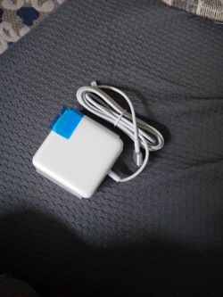 2012 Gen MacBook Charger 