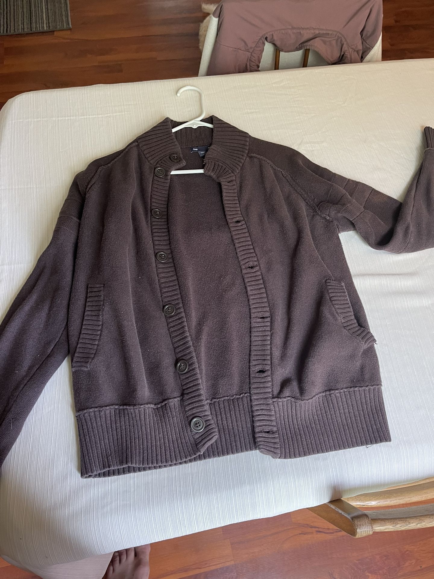 Small (Gap) Brown Men’s Cardigan
