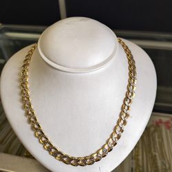10k Gold Cuban link necklace 37.1 grams 28 Long layaway available 10% dwon layaway available 10% down if you interested please make sure you ask for M