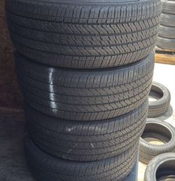 275 50 22 Bridgestone Set of 4 Used
