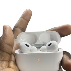 Brand New Air Pod Pros Noise Cancellation 