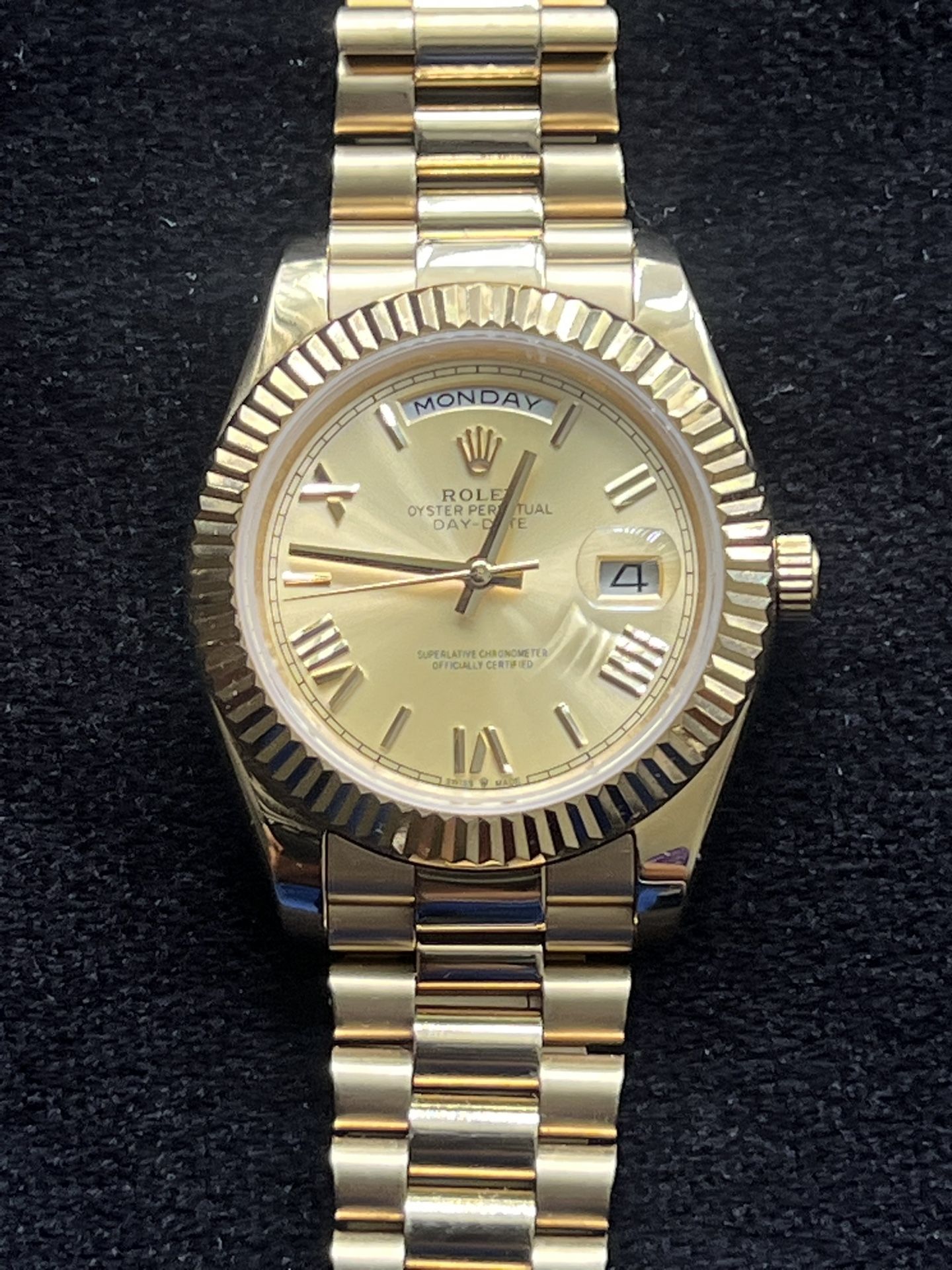 Rolex Oyster Perpetual Day Date Presidential Gold Watch