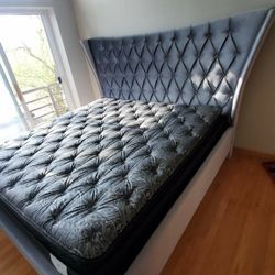 DELUXE QUEEN BRAND NEW PILLOW TOP MATTRESS AND BOXSPRING SAME DAY DELIVERY 