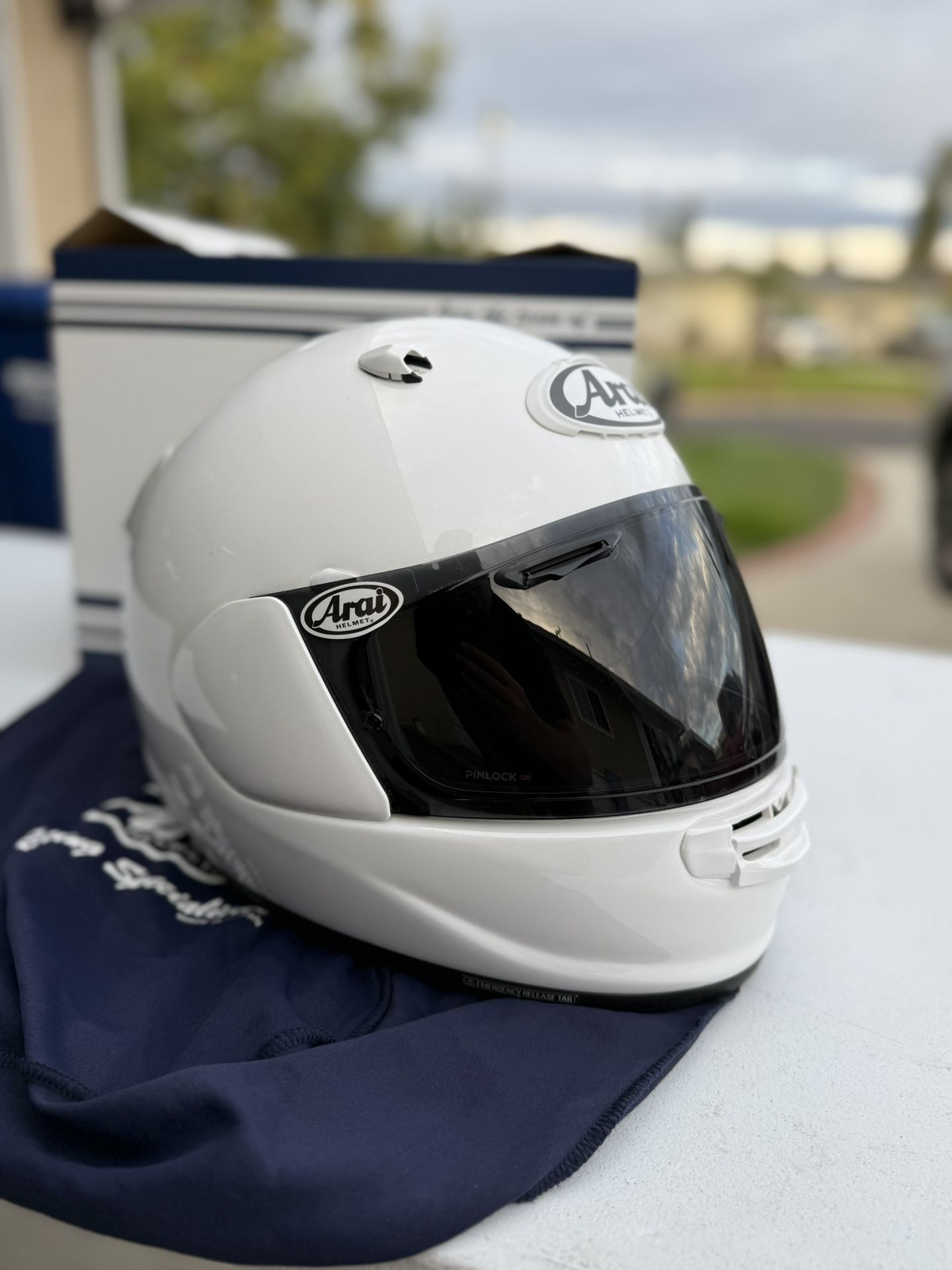Arai Contour-X Motorcycle Helmet 