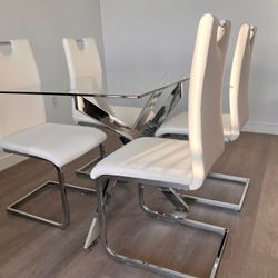 Brand New Dining Set / Juego de Comedor Nuevo … Delivery 🚚 