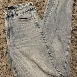hollister "mom" jeans 