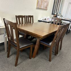 Cappuccino Dining Table With 6 Chairs 