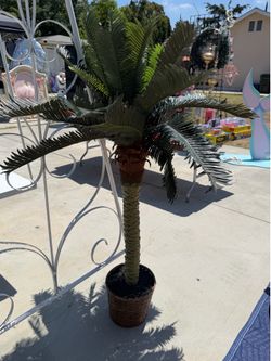 Artificial palm tree 4ft tall