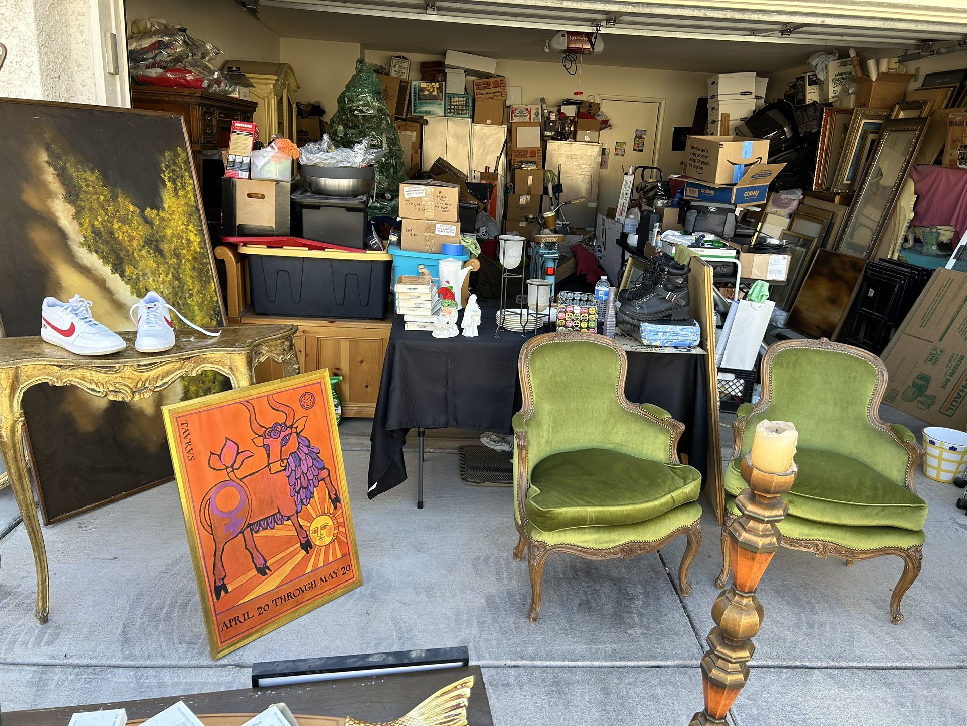 Selling Vintage Furniture/ Pictures/ Tables/ Chairs Paintings