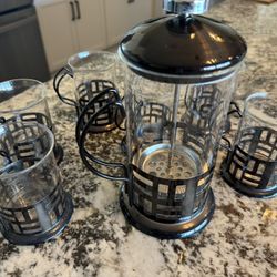 FRENCH PRESS COFFEE MAKER WITH 6 CUPS- New 