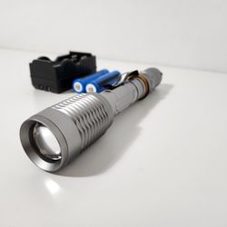L2 LED High Powered 5-Zoom 18650 Flashlight