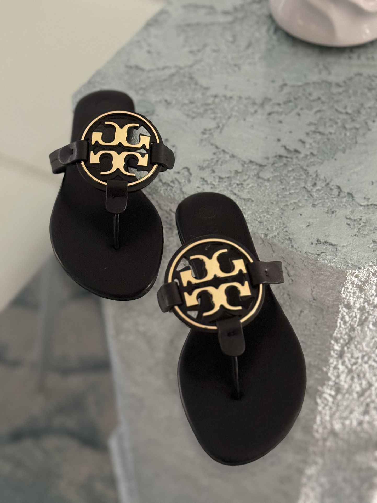 Tory Burch Black Gold Logo (different Sizes)
