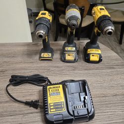 Dewalt Drill Set 