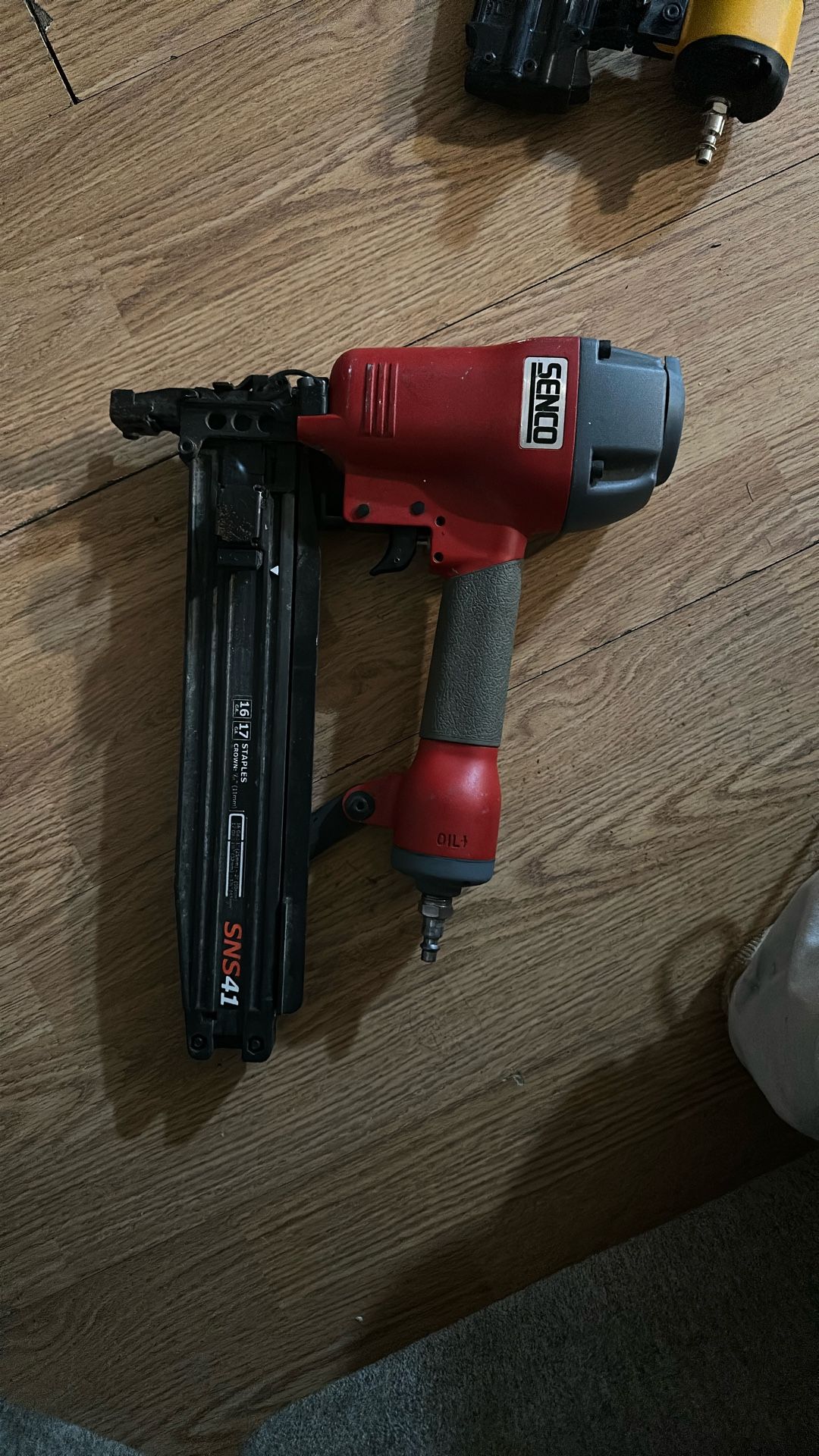Senco Sns41 Nailer