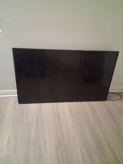 55" INSIGNA 4K roku smart tv