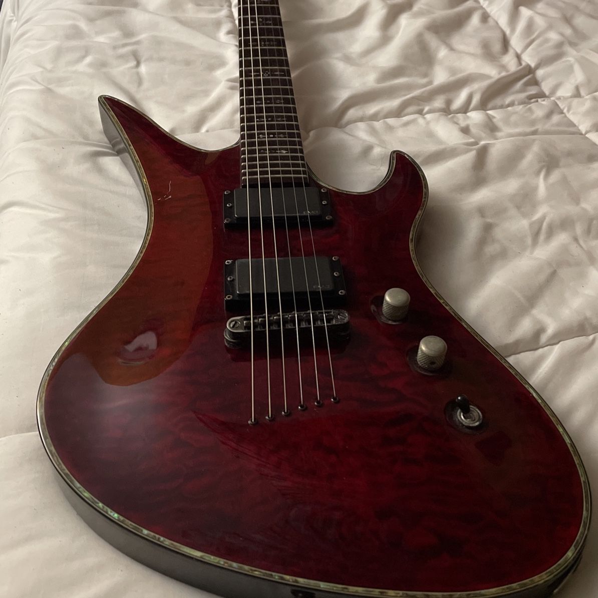 Rare Schecter Hellraiser Avenger Diamond Series Electric Guitar
