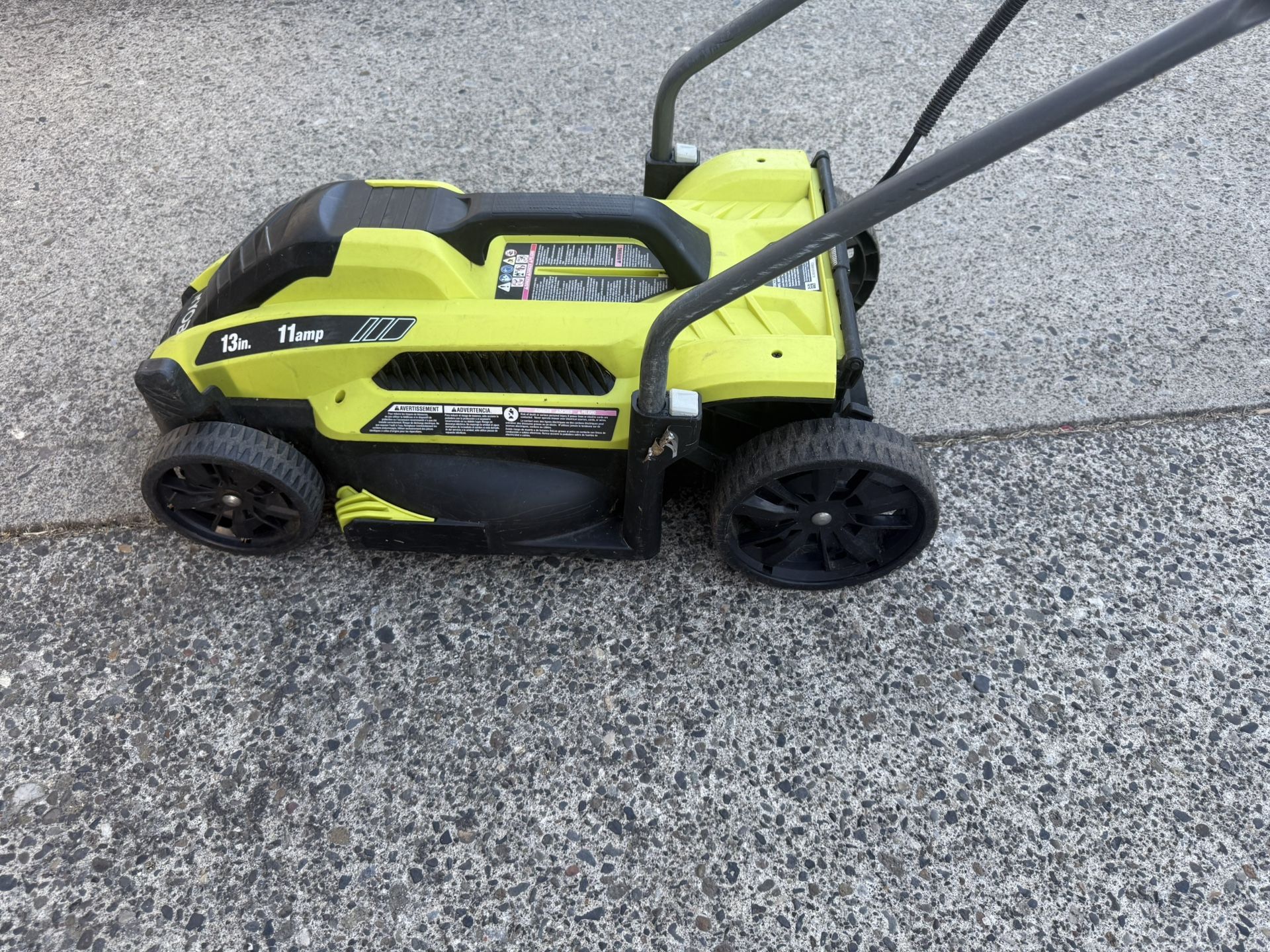 Ryobi Electric Lawn Mower 