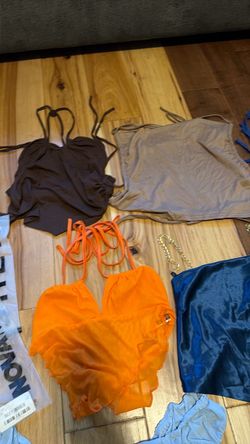 Ropa de mujer nueva size M L XL  toda por $20