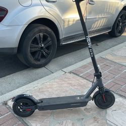 electric scooter